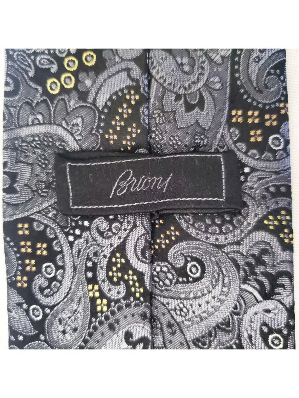 Brioni Men's Jaxaurd Paisley Silk Tie Black Silver Gray Gold DIS. 2F538 Italy